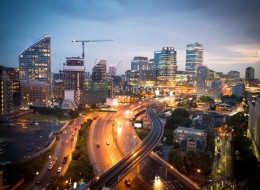Smart-rewolucja wkracza do polskich miast. Coraz więcej samorządów sięga po nowoczesne rozwiązania i technologie.
