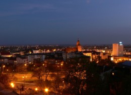Koncepcja przebudowy wraz z rozbudową budynków urzędu miasta i historycznego ratusza miejskiego Gorzowa Wielkopolskiego oraz zmiany zagospodarowania w obrębie ich otoczenia urbanistycznego. 
