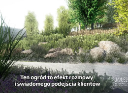 Projektowany ogród zlokalizowany u południowych stoków Beskidu Śląskiego, w bezpośrednim sąsiedztwie masywu Skrzycznego, stanowi przykład starannie przemyślanej interwencji krajobrazowej w trudnym, górskim terenie. 