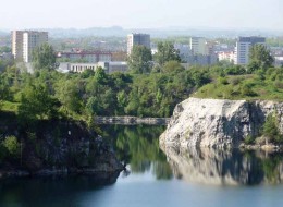 Zarząd Zieleni Miejskiej i Urząd Miasta Krakowa we współpracy ze Stowarzyszeniem Architektów Polskich Oddział w Krakowie ogłaszają studialny, jednoetapowy międzynarodowy konkurs urbanistyczno-architektoniczny na opracowanie koncepcji programowo-przestrzennej Parku Zakrzówek w Krakowie.