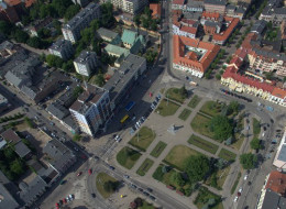 Przedmiotem konkursu jest wykonanie koncepcji urbanistyczno-architektonicznej zagospodarowania terenu objętego opracowaniem konkursowym zgodnie z wytycznymi i założeniami projektowymi dla przebudowy Placu Wolności we Włocławku wraz z budową parkingu podziemnego w ramach zadania inwestycyjnego pn. „Przebudowa Placu Wolności ”. 