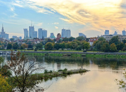 Dziewięć nowych miejscowych planów zagospodarowania przestrzennego, uchwalonych podczas jednej sesji Rady m.st. Warszawy, obejmuje ponad 530 hektarów w siedmiu dzielnicach.