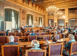 Zarzuty o mieszkaniu w dwóch różnych miastach, ale i podkreślanie potrzeby dialogu oraz wychodzenie poza swoje bańki to kwestie, które pojawiły się podczas II Krakowskiego Forum Dialogu, branżowej konferencji organizowanej przez krakowski oddział Polskiego Związku Firm Deweloperskich (PZFD).