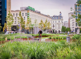 Plac Powstańców Warszawy przeszedł gruntowną metamorfozę w ramach projektu Nowe Centrum Warszawy