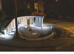 Projekt otoczenia pomnika ks. Mariana Luzara w Trzebini od pracowni Maciej Nitka Pracownia Architektury. Sprawdź.