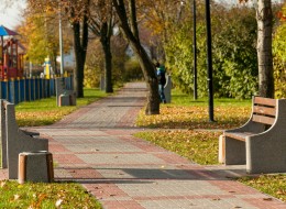 Ostatnie lata przyniosły wiele zmian. Miejsca publiczne w dużych miastach i małych miasteczkach coraz częściej są wizytówką lokalnej społeczności, atrakcją turystyczną i miejscem spotkań spacerowiczów.