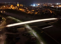 Mosty Berdychowskie w Poznaniu to nowa infrastruktura pieszo-rowerowa, mająca na celu poprawę komunikacji pomiędzy kluczowymi obszarami miasta.  Za projekt odpowiadał zespół w składzie Błażej Szurkowski (SKI Studio), Jerzy i Bartosz Gurawski (ARPA), Maciej Sokolnicki (MS86A) oraz Adam Turczyn. Uroczyste otwarcie przeprawy miało miejsce 28 lutego 2025 r. 