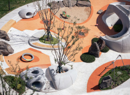 W chińskim Jinan powstał unikatowy park, w którym naturalne głazy i druk 3D z betonu tworzą spójną przestrzeń rekreacyjną dla wszystkich pokoleń. 