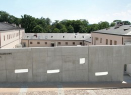 
Wzgórze Zamkowe w Kielcach wraz z powstałym tam Instytutem Designu to przestrzeń nominowana do nagrody o miano najlepszej przestrzeni publicznej. Towarzystwo Urbanistów Polskich doceniło wielowątkowość projektu zagospodarowania fragmentu Starego Miasta.
