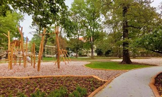 Park kieszonkowy „Park Uśmiechu”- Polska Architektura XXL 2020 województwo dolnośląskie.