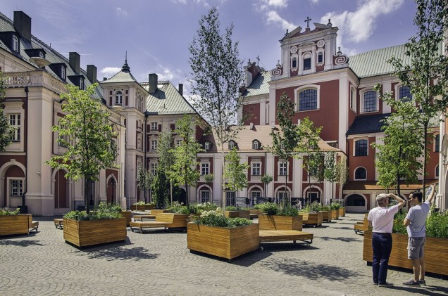 Urząd miasta w Poznaniu - dziedziniec 