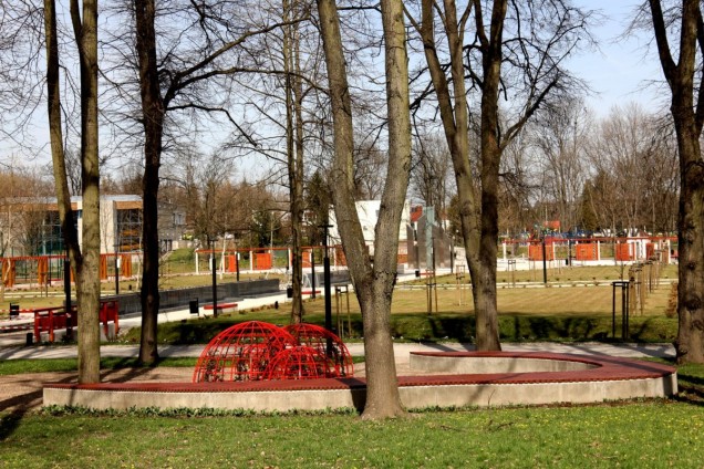rewitalizacja parku miejskiego w Miechowie