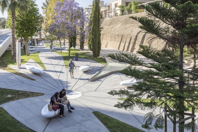 plac w Nikozji, zaha hadid architects
