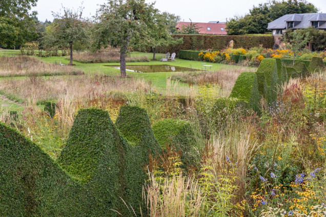 Le Jardin Plume – dziki, immersyjny ogród