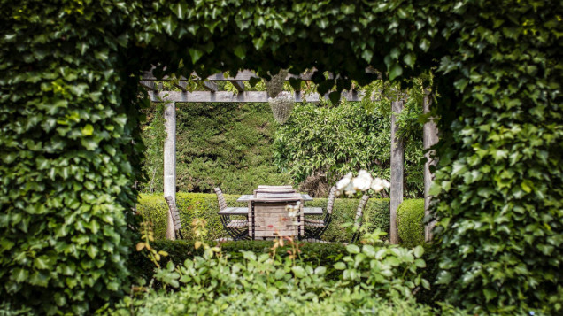 Ogród w Prowansji od studia English Garden