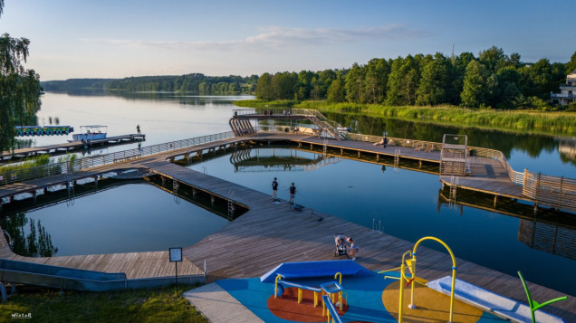 Plaża miejska nad jeziorem Niskie Brodno