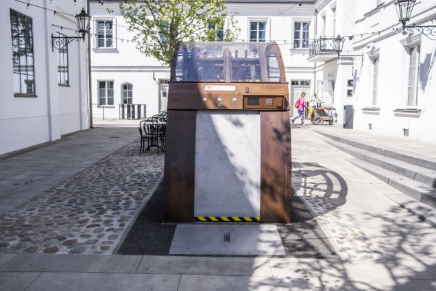 Podziemny parking rowerowy w warszawskiej Fabryce Norblina