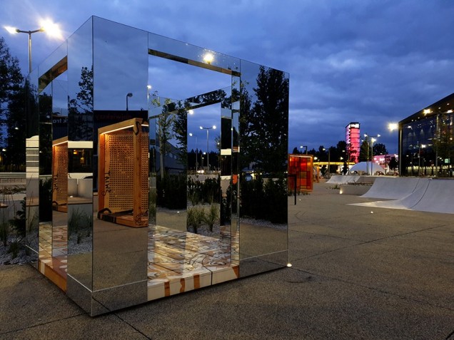 drewniane kubiki, przestrzeń miejska, przestrzeń publiczna, instalacja z drewna, Libero w Katowicach, RS+ Robert Skitek, Izabela Bołoz, Maria Prokop, zagospodarowanie przestrzenie, instalacja artystyc