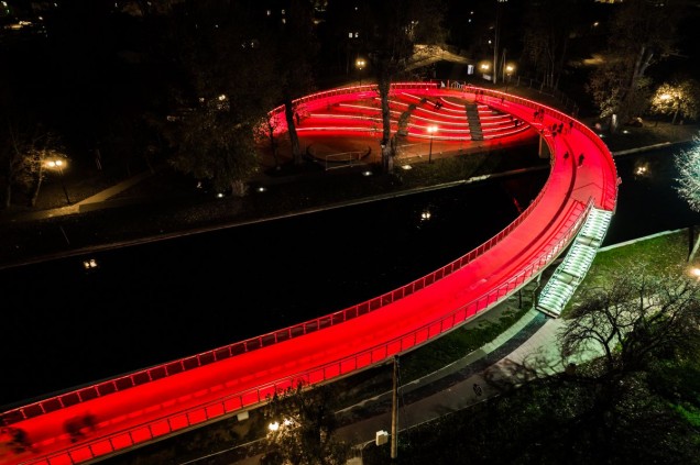 Kładka dla pieszych nad Kanałem Łuczańskim w Giżycku