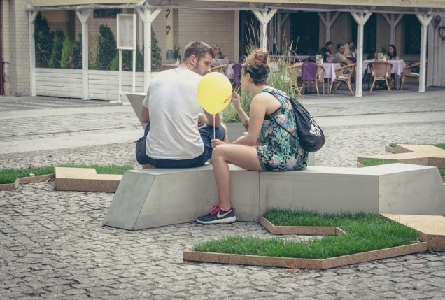 betonowa ławka