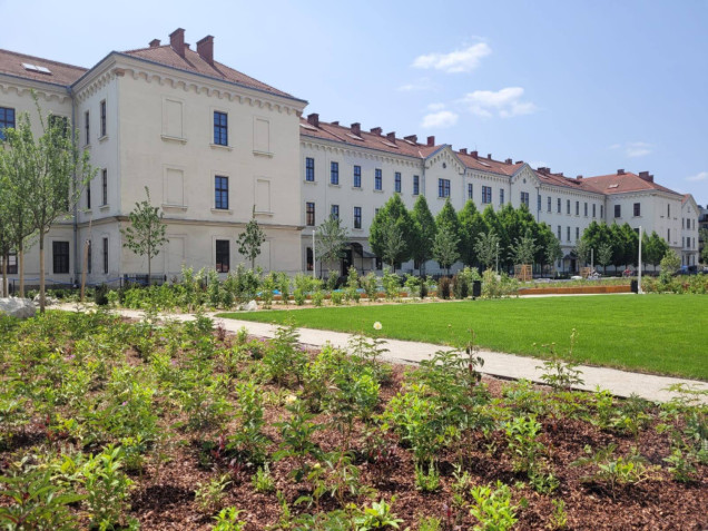 Park im. Wisławy Szymborskiej w Krakowie