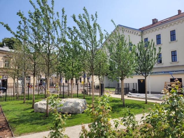 Park im. Wisławy Szymborskiej w Krakowie