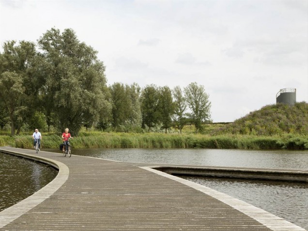 przestrzeń w centrum Amsterdamu 