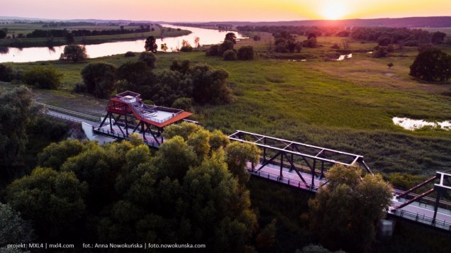 Platforma widokowa na moście w Siekierkach