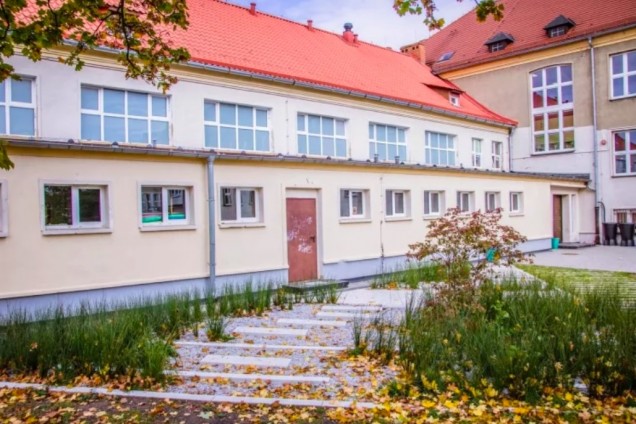 ogrody retencyjne przy szkole we Wrocławiu