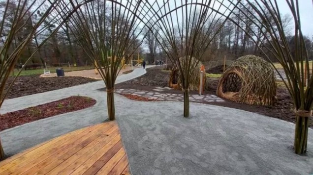 Naturalny plac zabaw we Wrocławiu