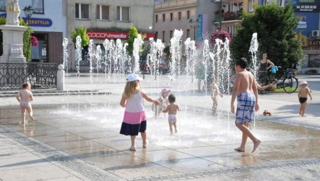 rynek, Oleśno 