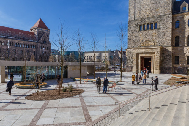 Plac przed Centrum Kultury Zamek w Poznaniu