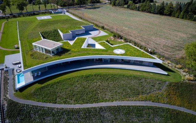 Dune House, Mobius Architekci