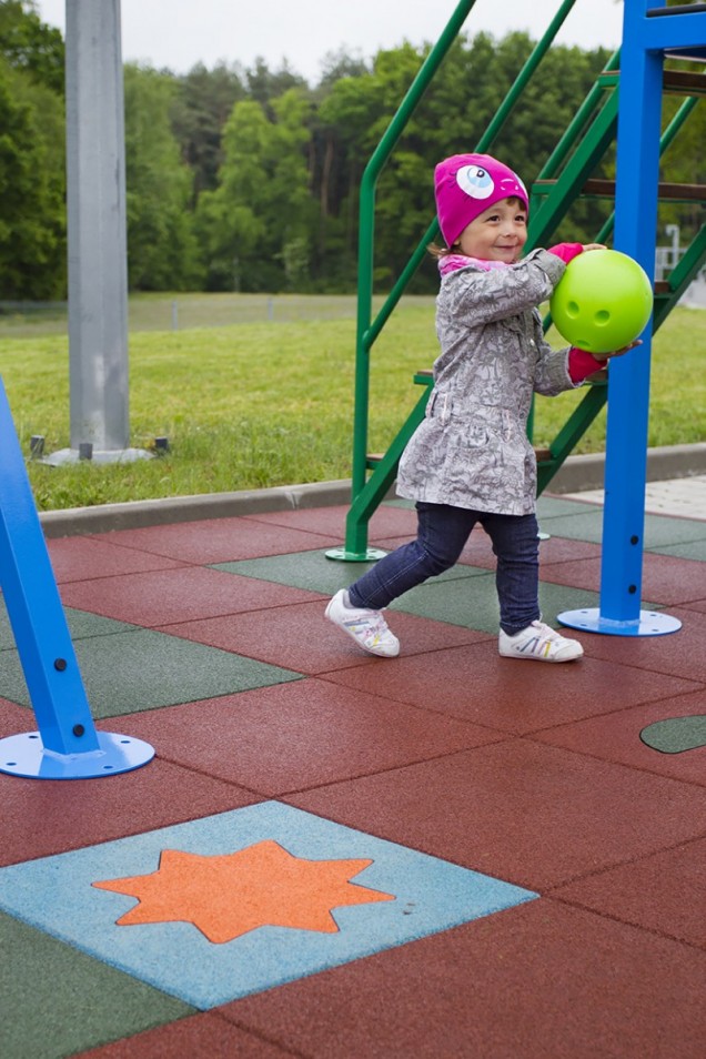 jak zbudować plac zabaw