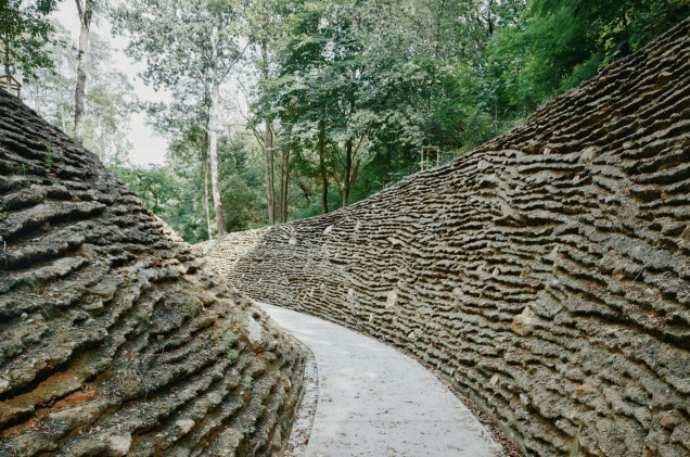 warszawski Park Akcji „Burza” - topoScape i Archigrest.
