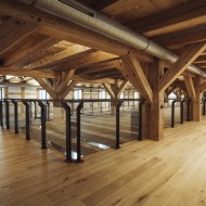 Schody drewniane Podłogi drewniane w Młynach Rothgera w Bydgoszczy