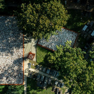 Monument na Cmentarzu Żydowskim w Warszawie