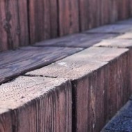 aranżacje ogrodu, architektura krajobrazu, pino, drewniane palisada, przydomowe alejki, ogrody, projektowanie ogrodów