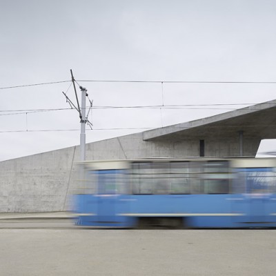 Pędzący tramwaj