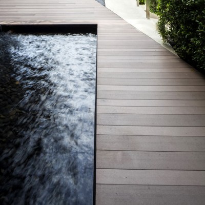 Detal- Pause Court