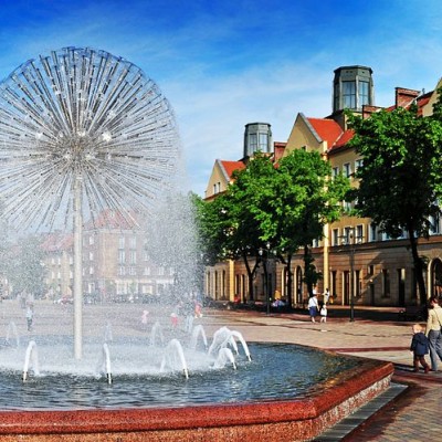 Panorama z fontanną