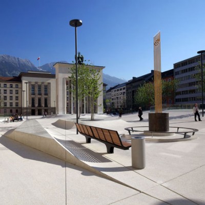 Landhausplatz