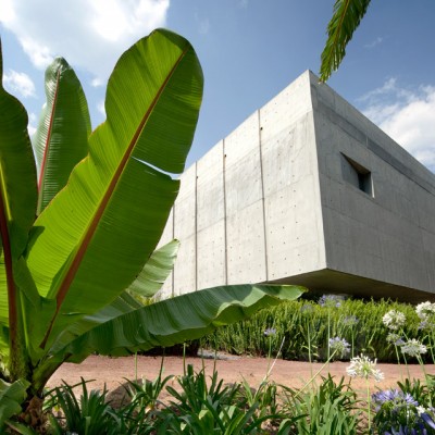 Biblioteka i ogród botaniczny