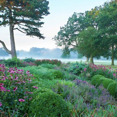 fot. Marianne Majerus , projekt: Tom Stuart-Smith Ltd Landscape Design
