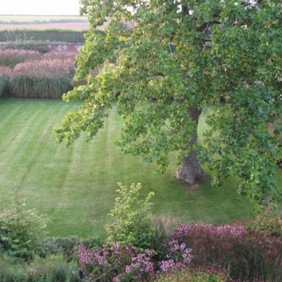 Foto: Tom Stuart-Smith ; projekt: Tom Stuart-Smith Ltd Landscape Design